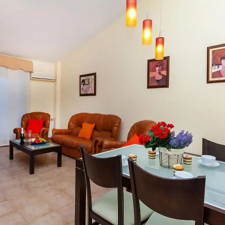 Vakantiehuis Holiday Garbi Playa Lloret de Mar